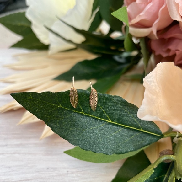 Gently worn Alex and Ani Gold Feather Earrings - Picture 2 of 3